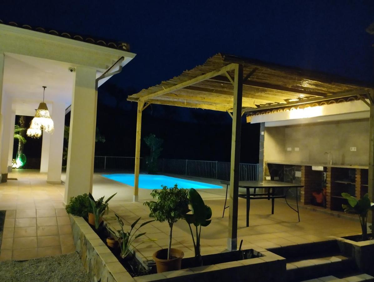 Villa Las Vinas Malaga Exterior photo